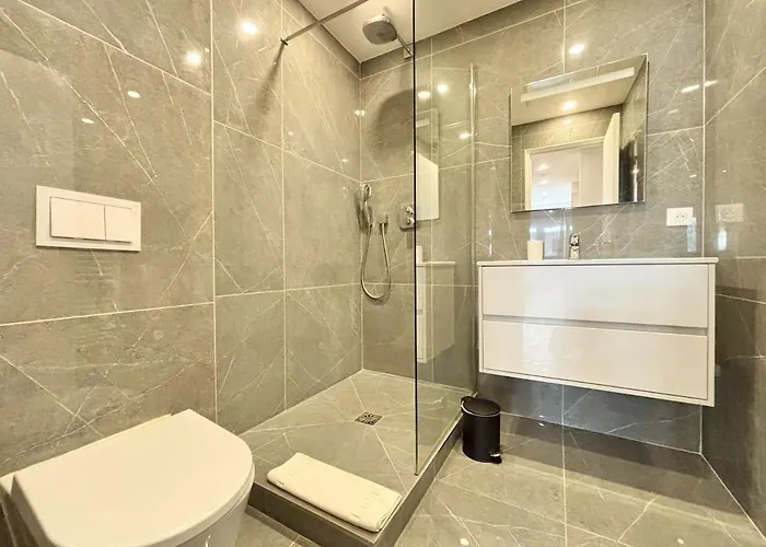 One Bedroom - M10 * Cannes