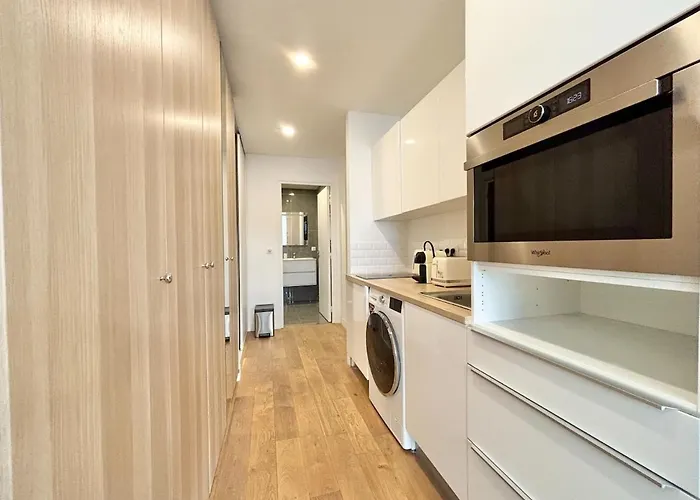 公寓 One Bedroom - M10 *